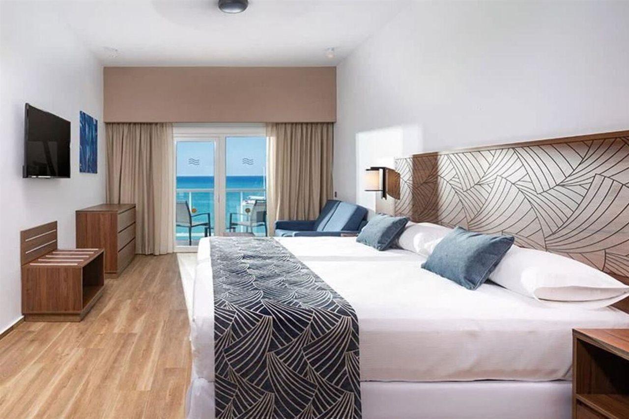 Riu Montego Bay (Adults Only) Hotel Exterior photo